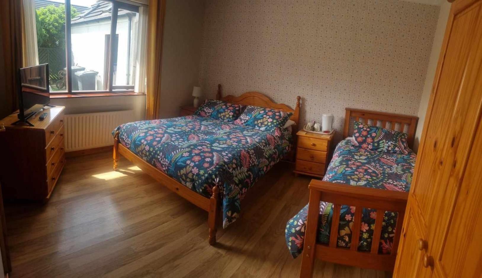 Church View B&B 巴利卡斯尔 外观 照片